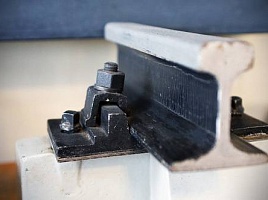 Болт М-24 в сборе