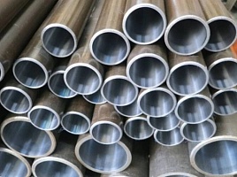 Трубы горячедеформированные гд 63,5х14, Ст45